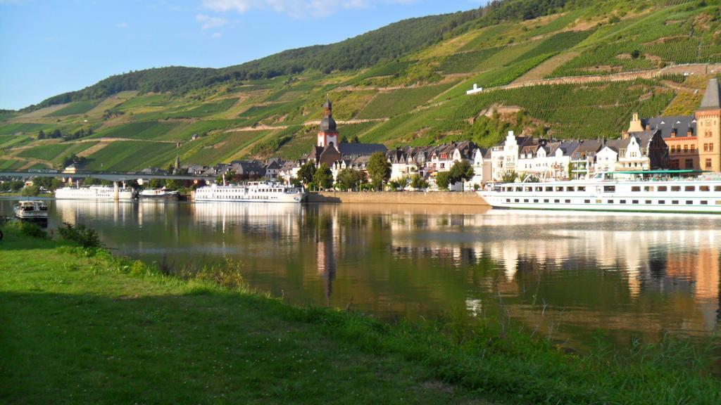 Pension Adelheid Moselhype&Wine Zell an der Mosel Dış mekan fotoğraf